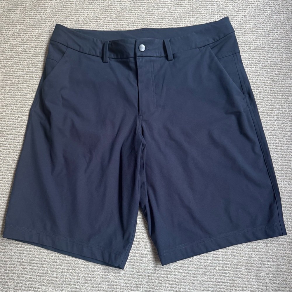 lululemon athletica Men's Navy Flat Front Shorts